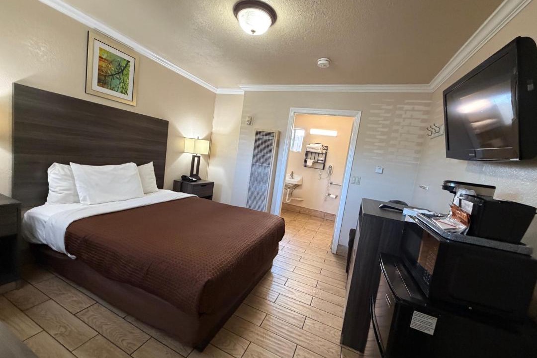 Photo of Bedroom in Morro Bay