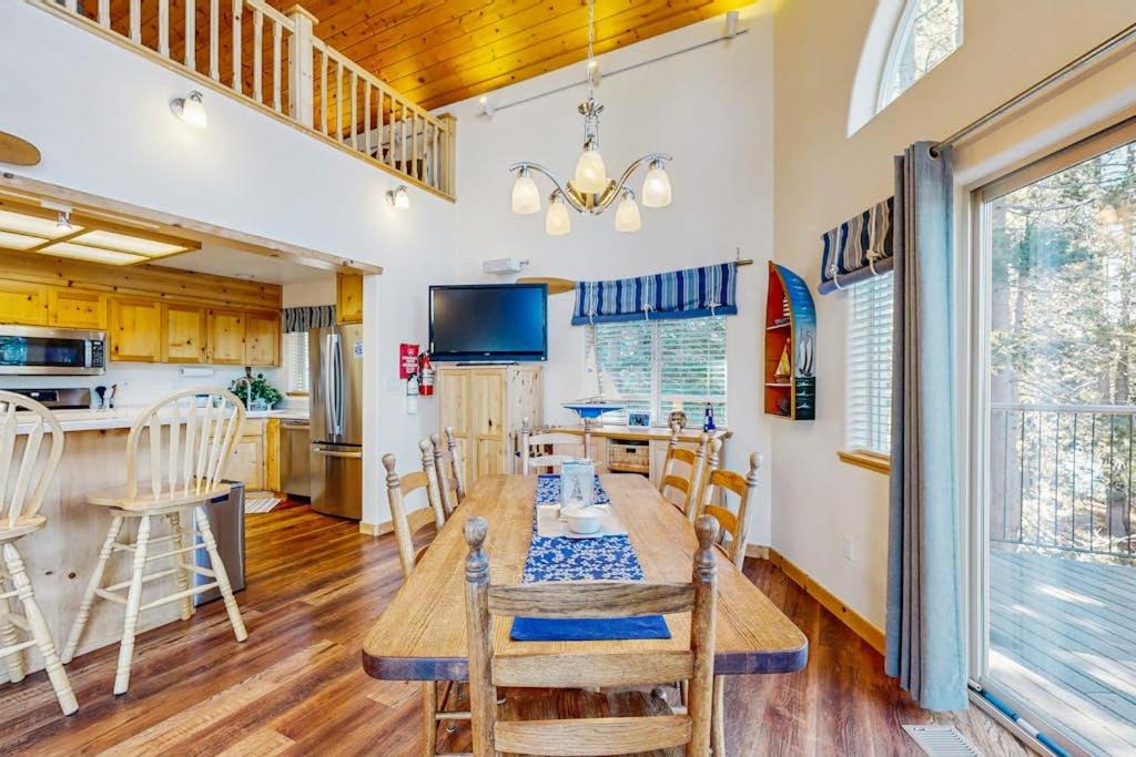 Photo of Kitchen in Serene Lakes