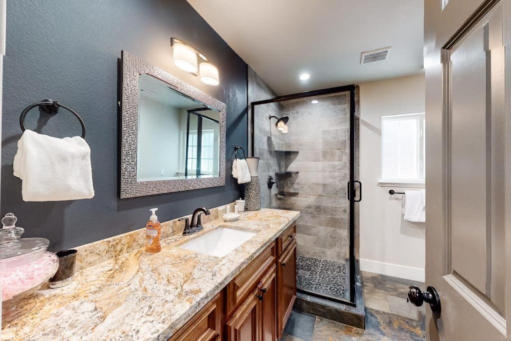 Photo of Bathroom in Pioneer Trail