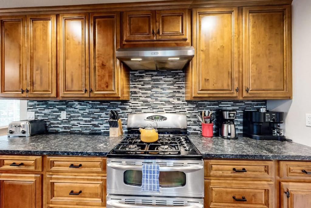 Photo of Kitchen in Pioneer Trail