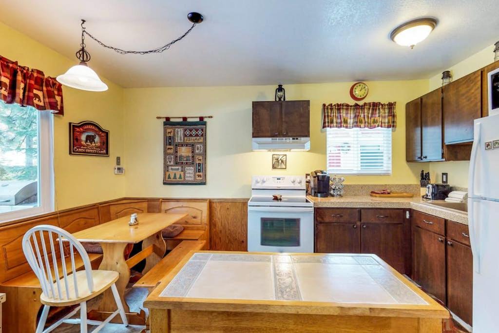 Photo of Kitchen in Tahoe Paradise