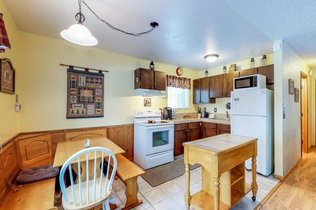 Photo of Kitchen in Tahoe Paradise