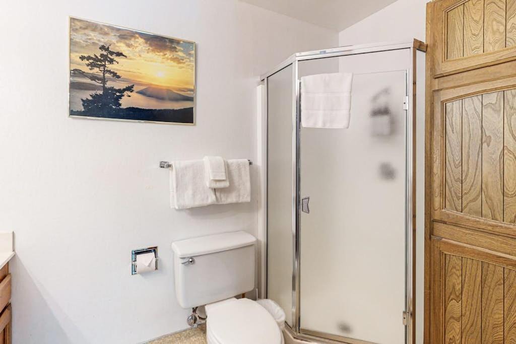Photo of Bathroom in Lake Forest