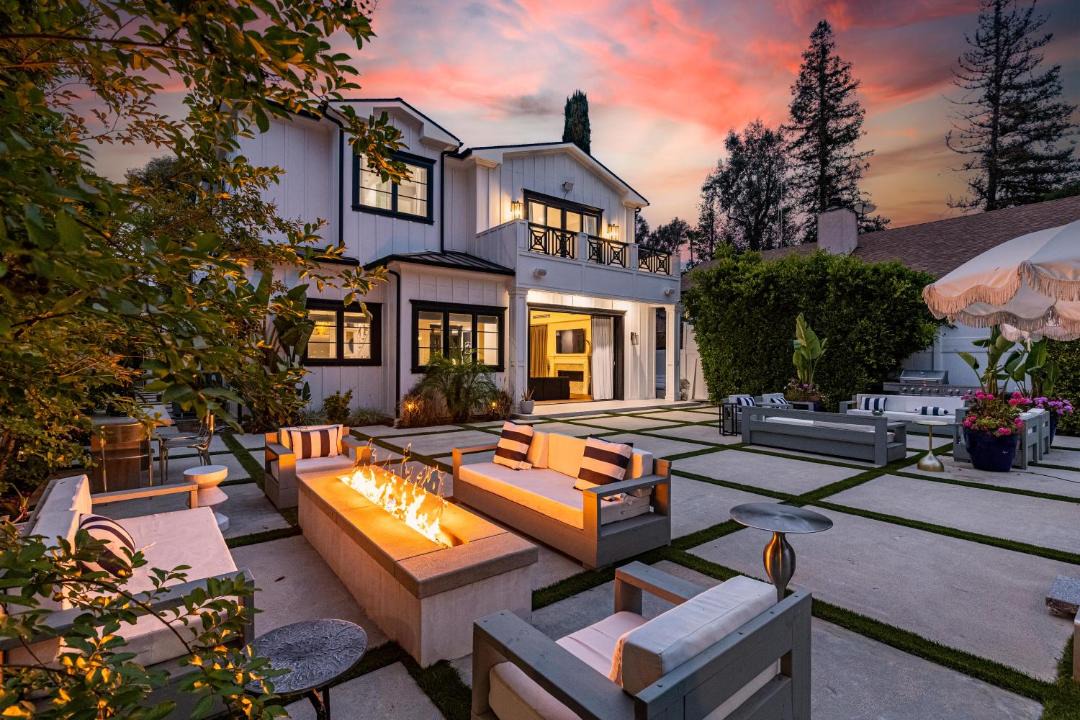 Photo of Others in Tarzana