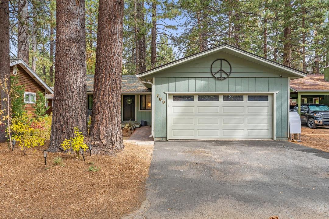 Photo of Others in Tahoe Island