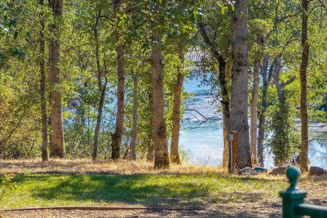Photo of Others in Redding