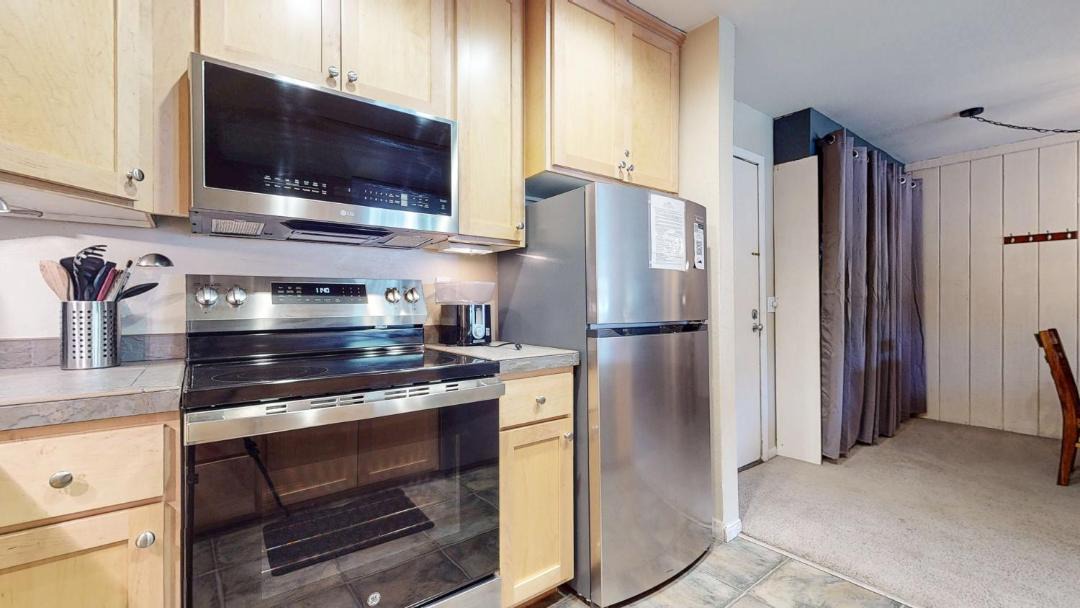 Photo of Kitchen in Mammoth Lakes
