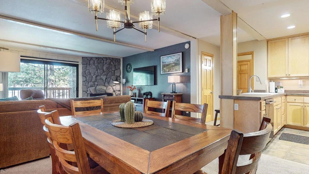 Photo of Kitchen in Mammoth Lakes
