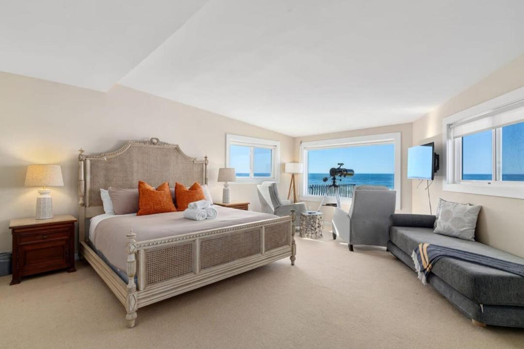Photo of Bedroom in Sharp Park