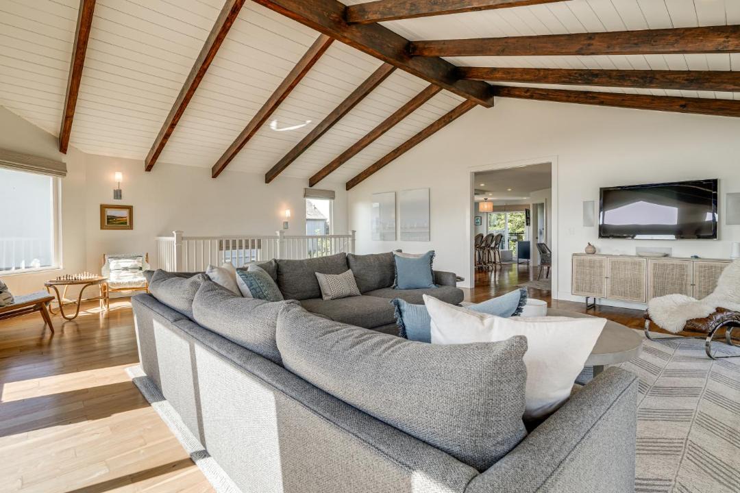 Photo of Livingroom in Half Moon Bay