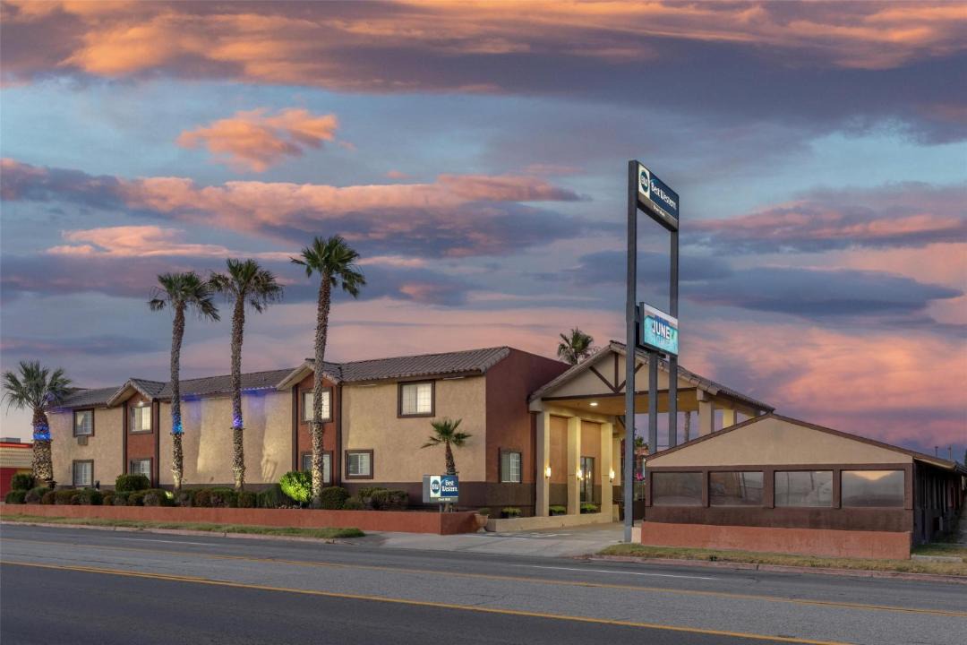 Photo of Others in Mojave