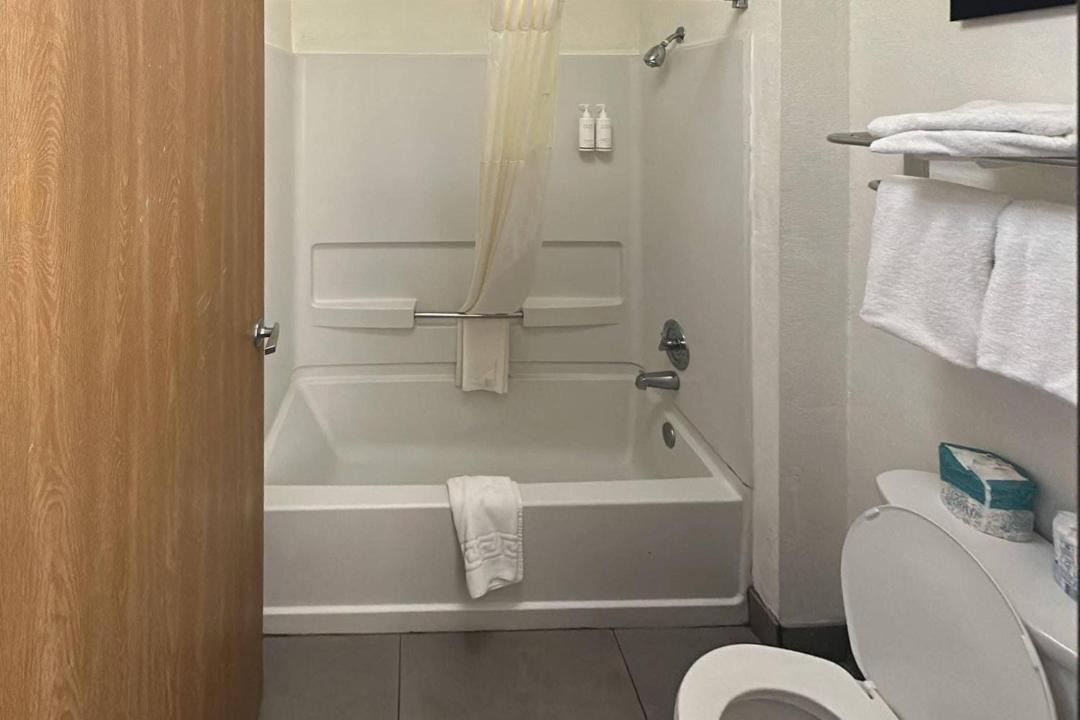 Photo of Bathroom in Marina