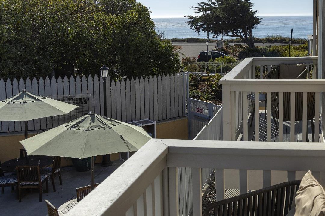 Photo of Others in San Simeon