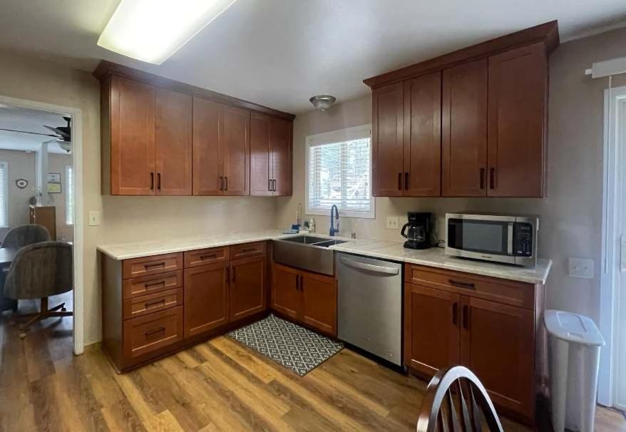 Photo of Kitchen in Black Bart