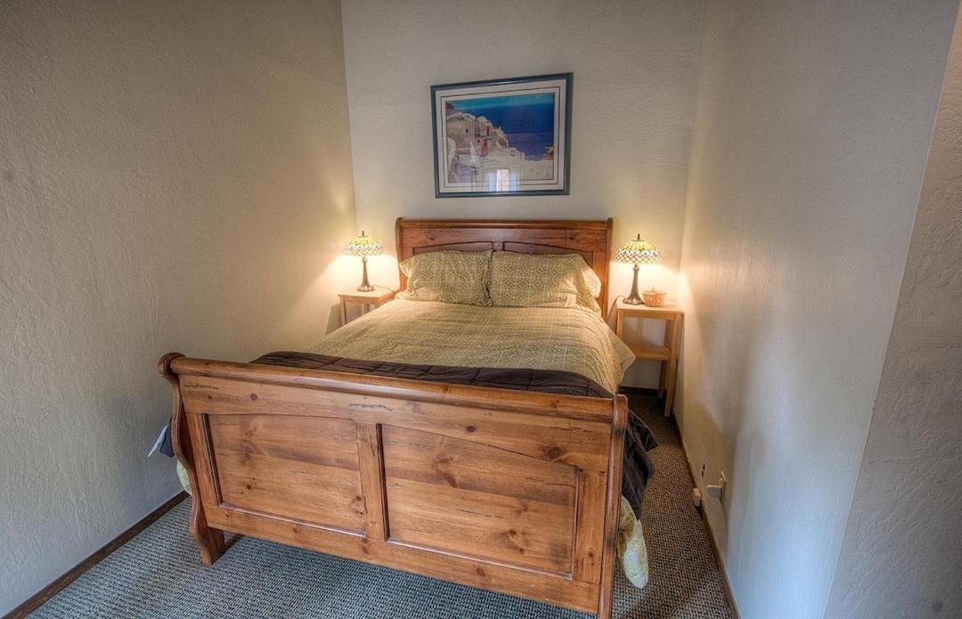 Photo of Bedroom in Dollar Point
