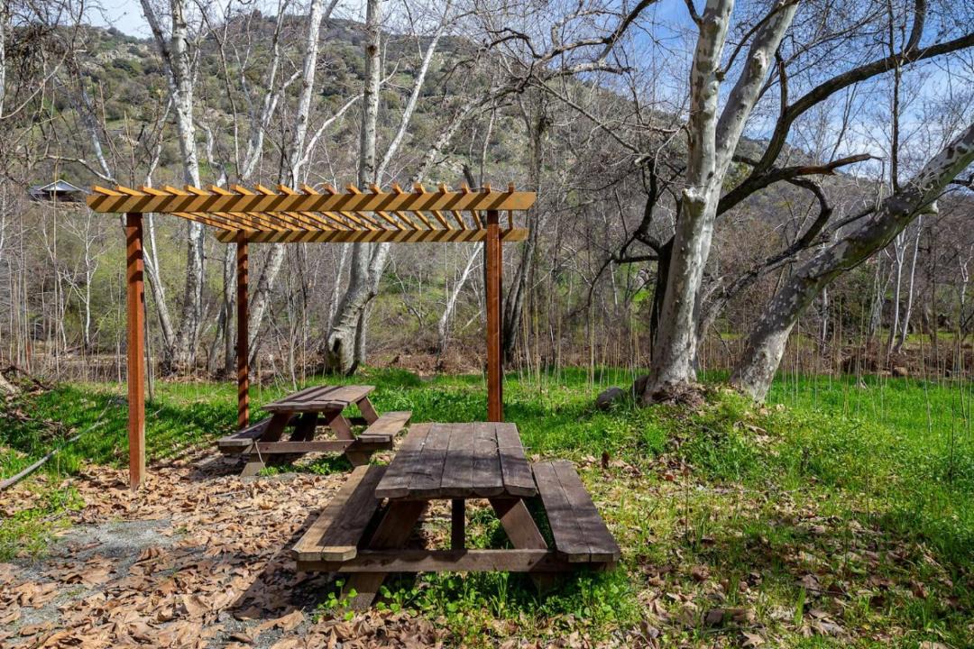 Photo of Outdoor in Kaweah