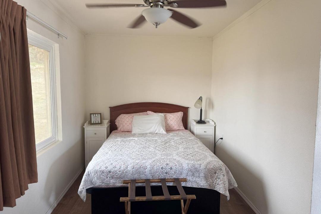 Photo of Bedroom in Wofford Heights