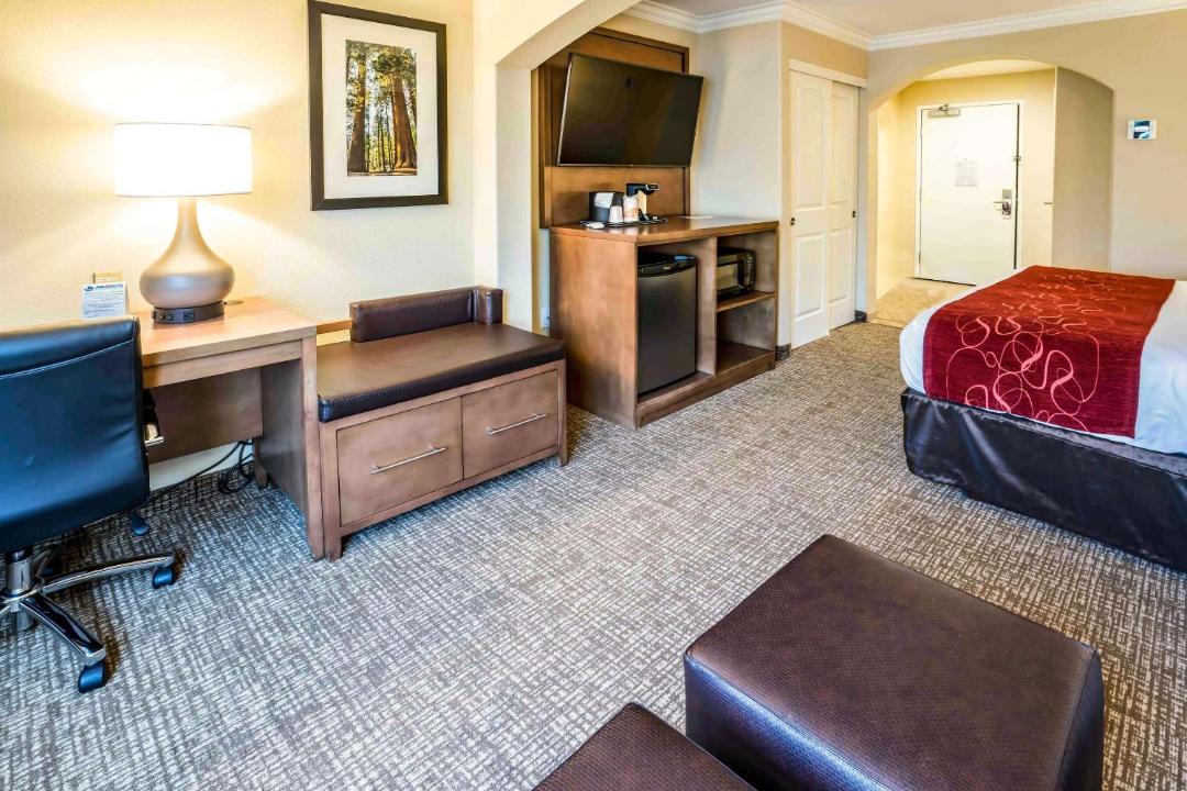 Photo of Bedroom in Raisin