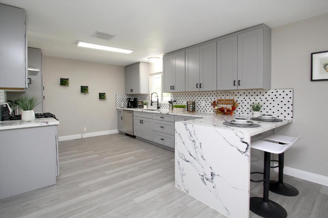Photo of Kitchen in Raisin