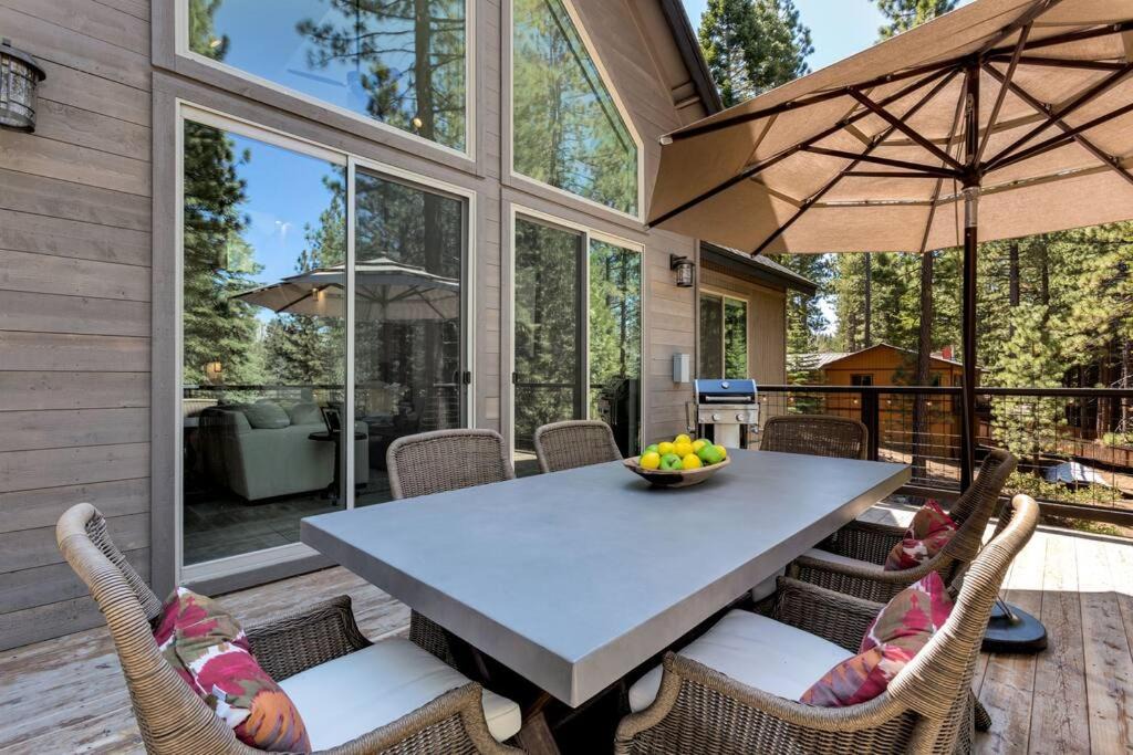 Photo of Patio Balcony in Country Club Estates