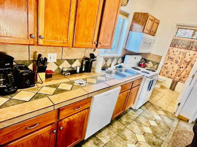 Photo of Kitchen in Yosemite West