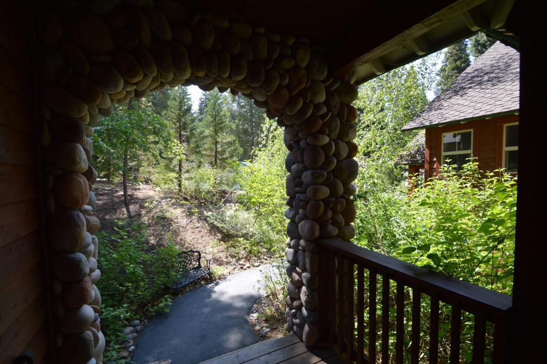 Photo of Others in Shaver Lake