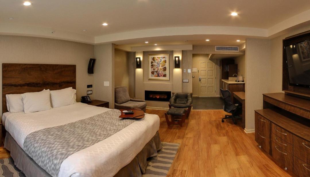 Photo of Bedroom in Cuesta Park