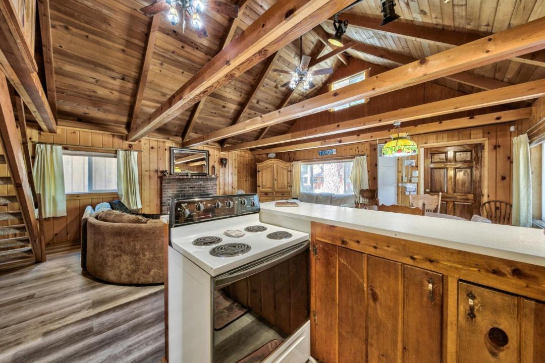 Photo of Kitchen in Black Bart