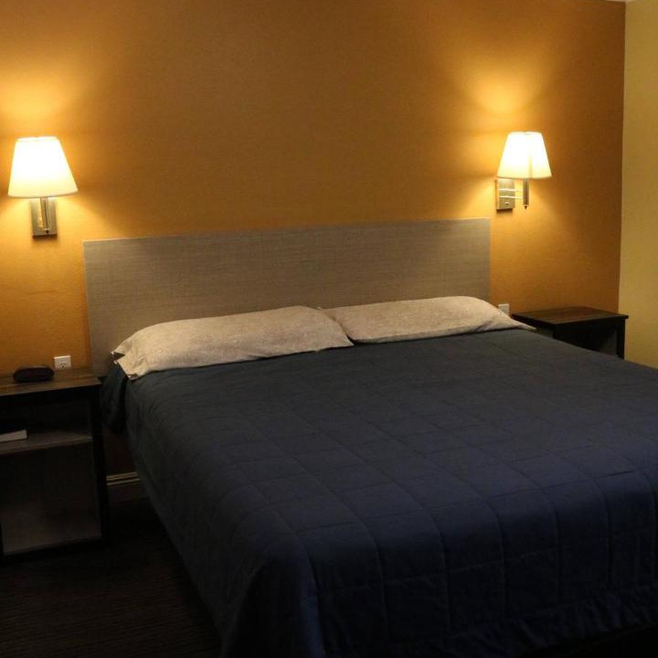 Photo of Bedroom in Lone Pine