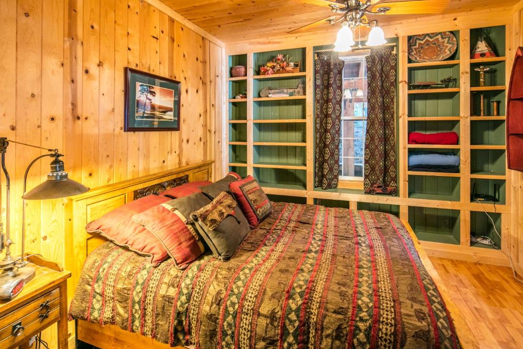 Photo of Bedroom in Fish Camp