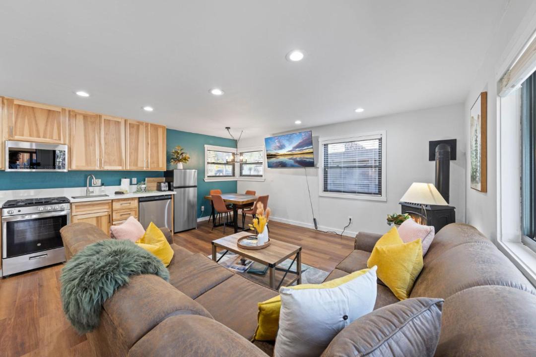 Photo of Livingroom in Tahoe Vista