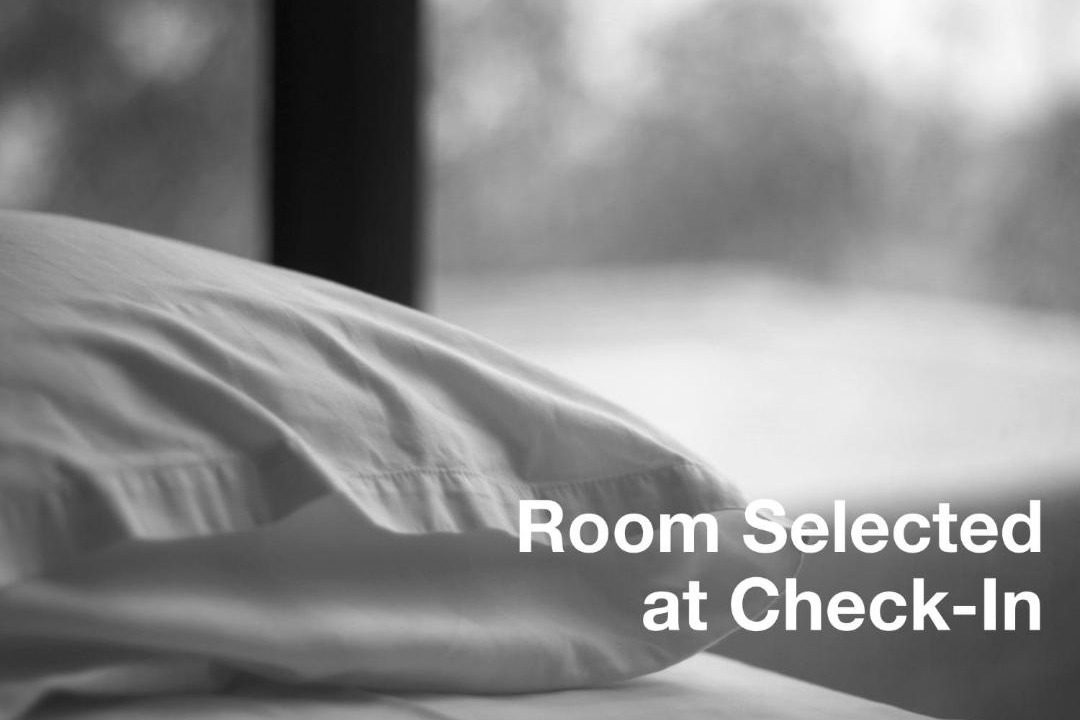 Photo of Bedroom in Raisin