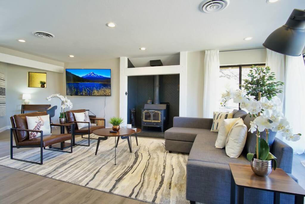 Photo of Livingroom in Lake Isabella