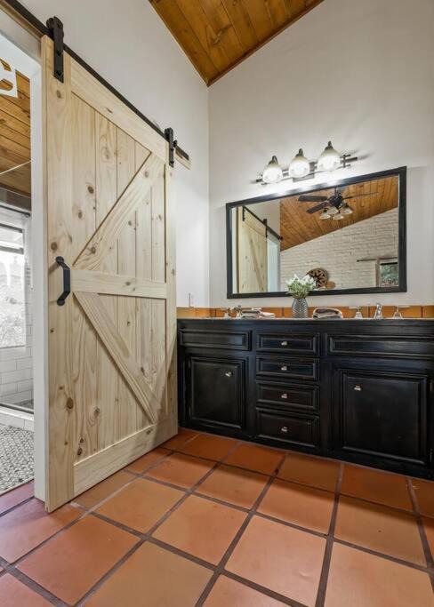 Photo of Kitchen in Three Rivers