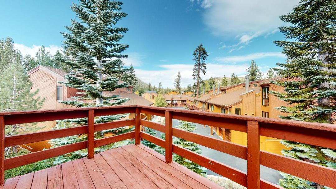 Photo of Others in Mammoth Lakes