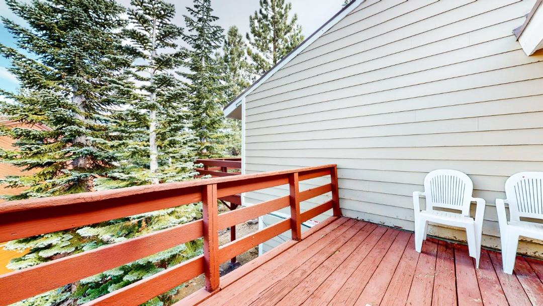 Photo of Patio Balcony in Mammoth Lakes