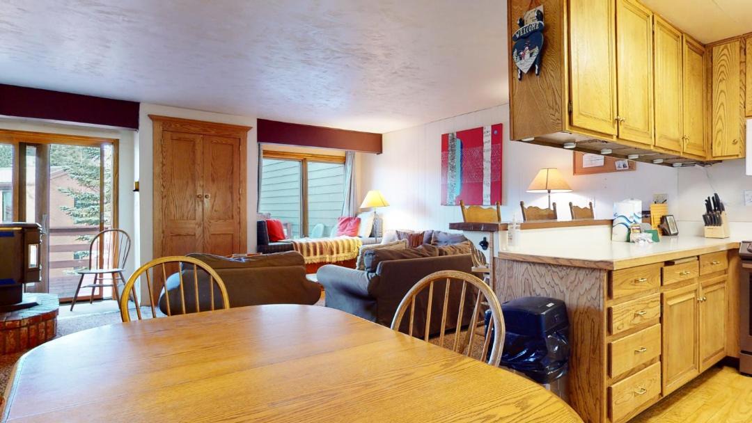 Photo of Kitchen in Mammoth Lakes