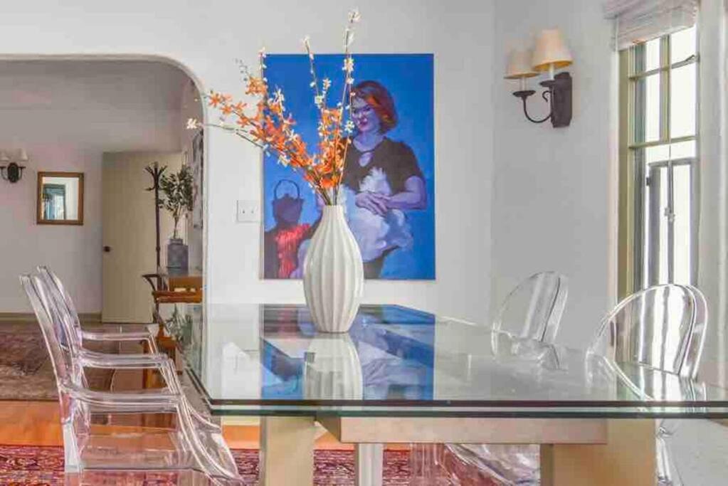 Photo of Livingroom in Beverly Grove