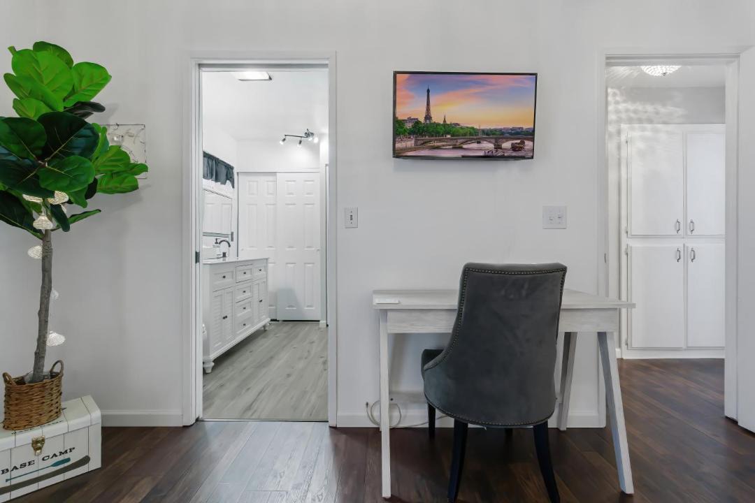 Photo of Livingroom in North Fork