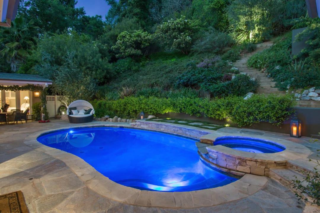 Photo of Outdoor in Beverly Glen