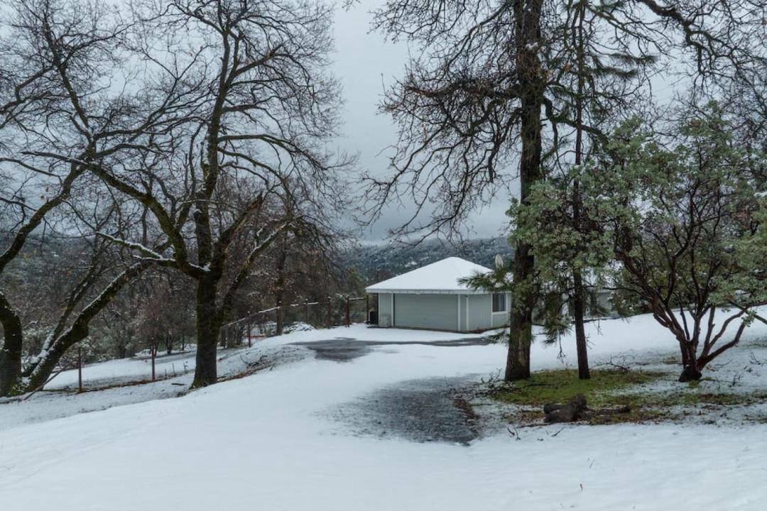 Photo of Others in Oakhurst
