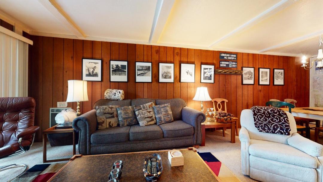 Photo of Livingroom in Mammoth Lakes