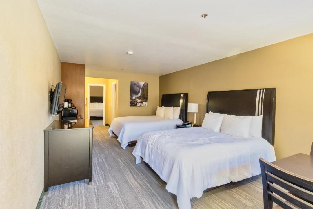 Photo of Bedroom in Oakhurst