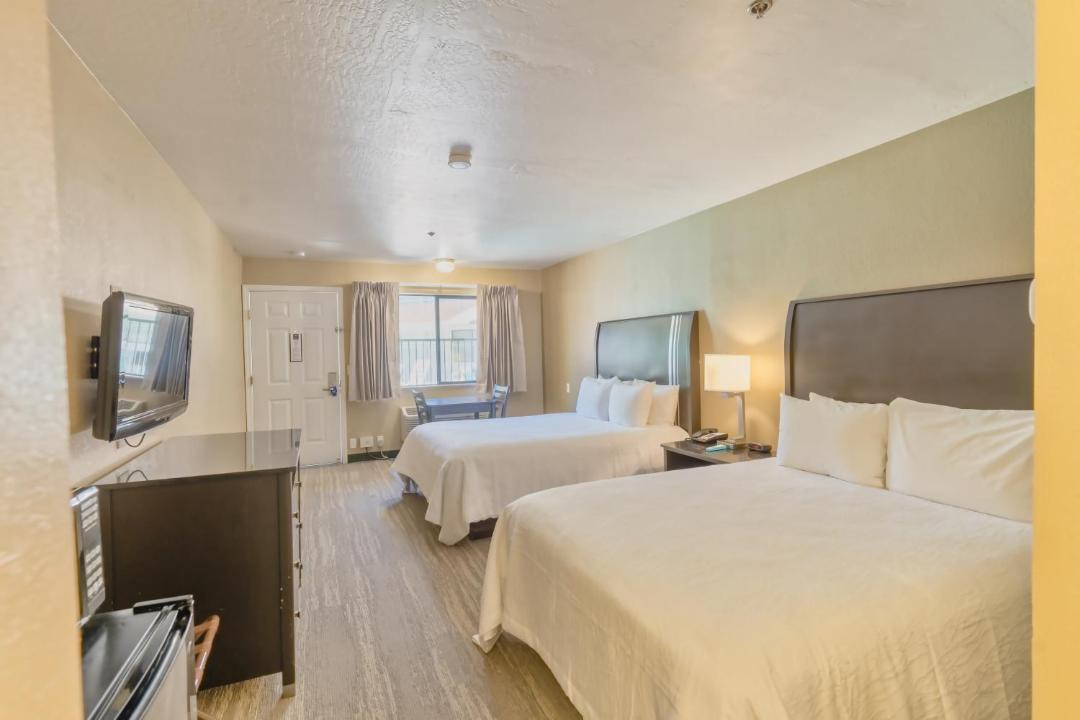 Photo of Bedroom in Oakhurst