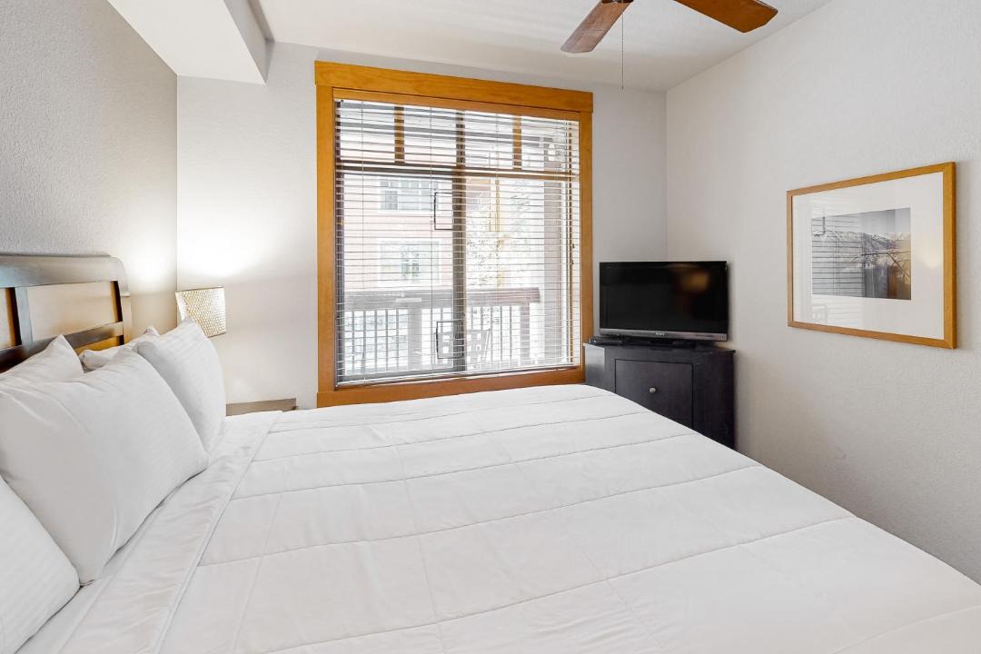 Photo of Bedroom in Mammoth Lakes