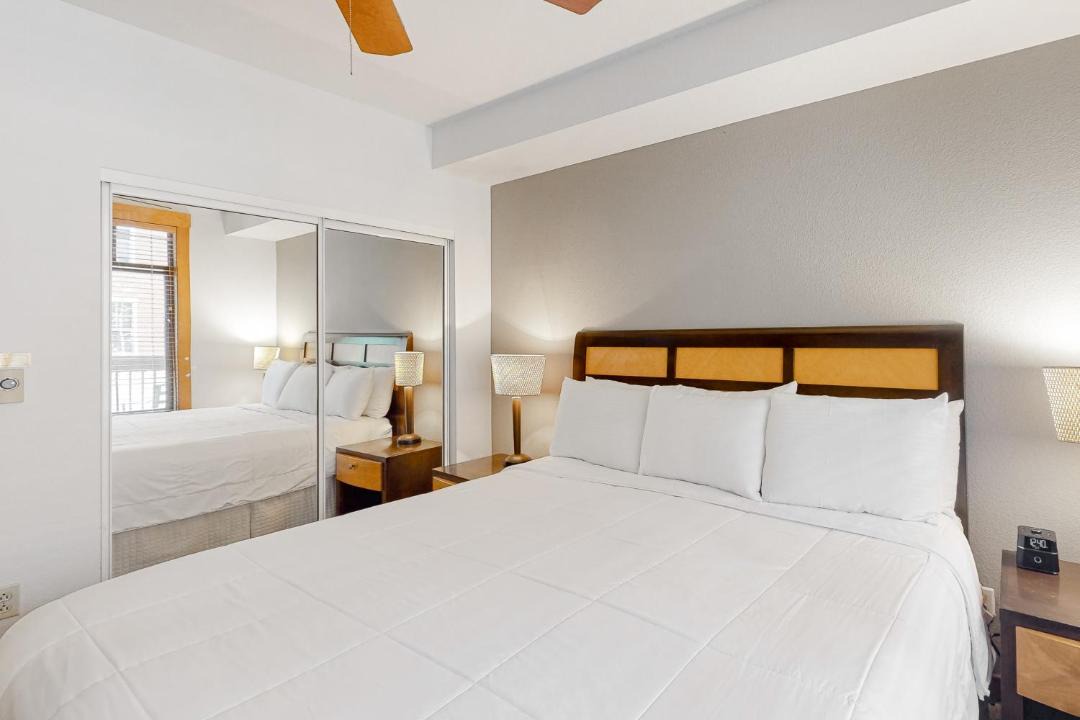 Photo of Bedroom in Mammoth Lakes