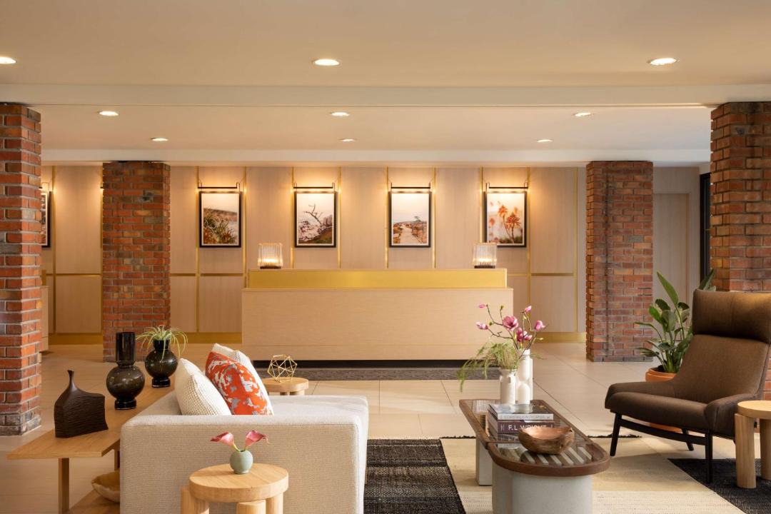 Photo of Livingroom in Monterey