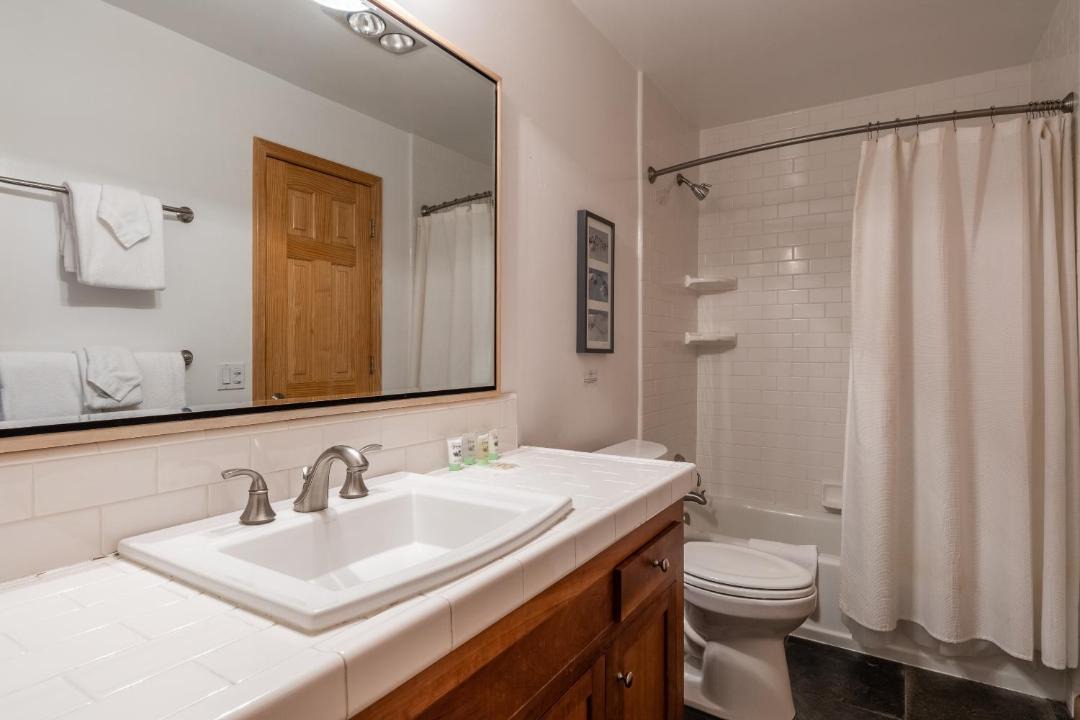 Photo of Bathroom in Mammoth Lakes