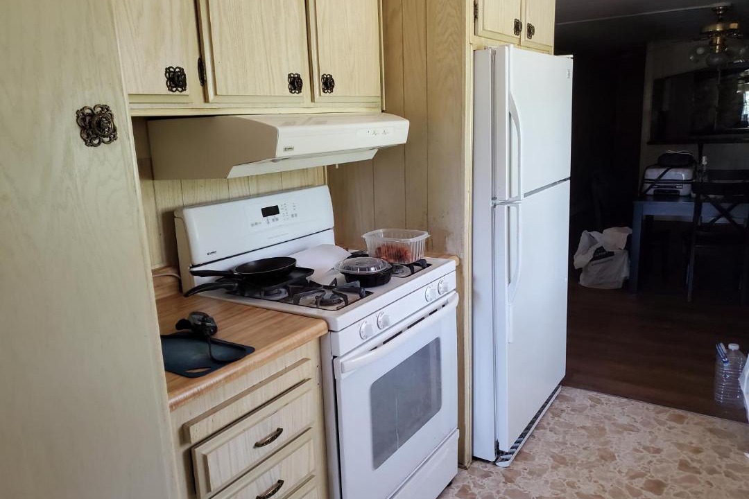 Photo of Kitchen in Groveland