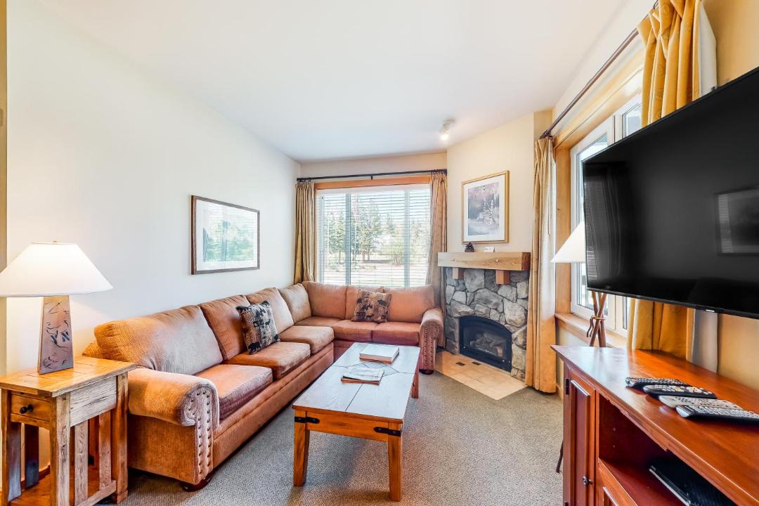 Photo of Livingroom in Mammoth Lakes